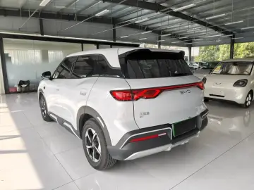 2025 BYD Yuan Up с пробегом 15 000 км