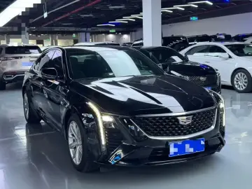 2024 Cadillac CT5 с пробегом 15 000 км