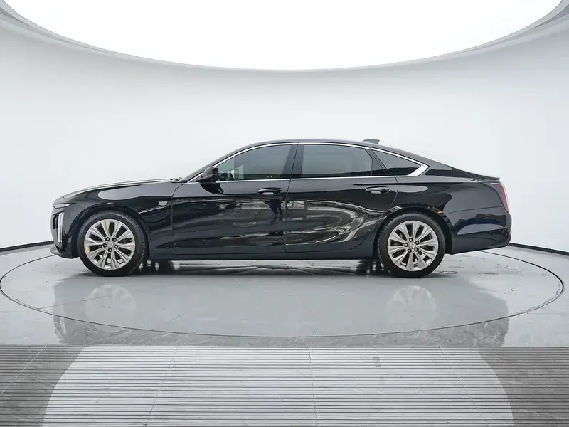 2023 Cadillac CT6 с пробегом 52 100 км