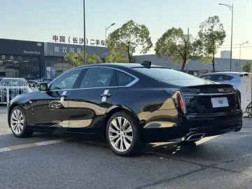 2023 Cadillac CT6 с пробегом 4 000 км