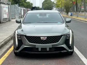 2024 Cadillac CT5 с пробегом 28 000 км