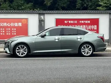 2024 Cadillac CT5 с пробегом 28 000 км