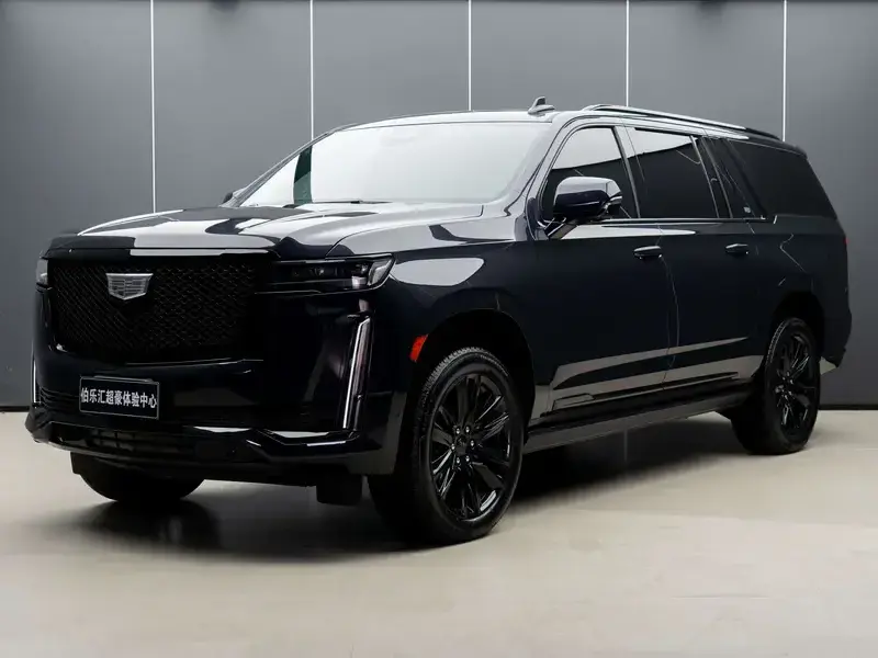 2024 Cadillac Escalade с пробегом 8 700 км