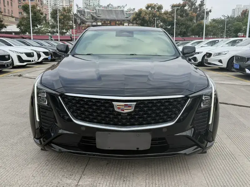 2024 Cadillac CT5 с пробегом 22 000 км