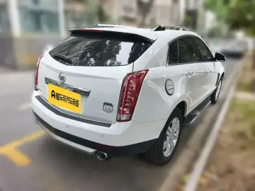 2015 Cadillac SRX с пробегом 130 000 км