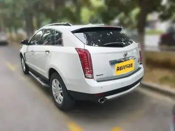 2015 Cadillac SRX с пробегом 130 000 км