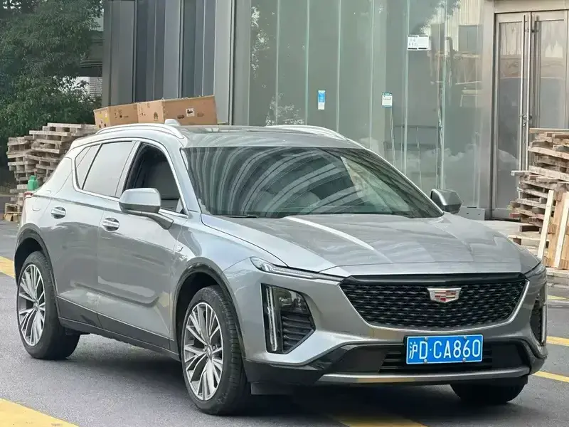 2023 Cadillac GT4 с пробегом 6 000 км