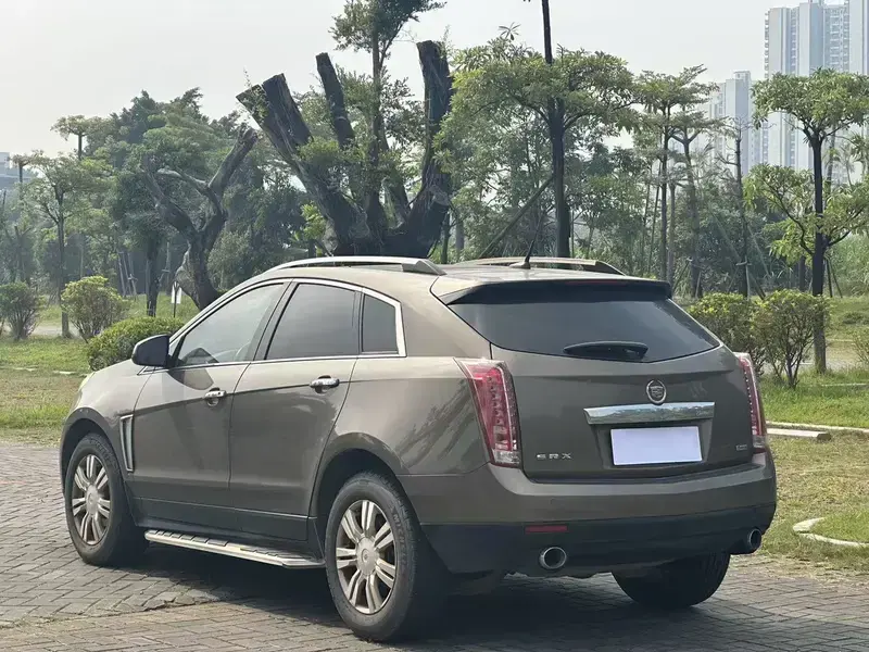 2015 Cadillac SRX с пробегом 201 000 км