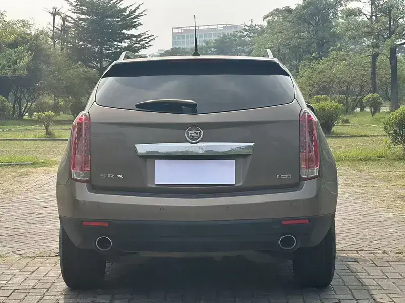 2015 Cadillac SRX с пробегом 201 000 км