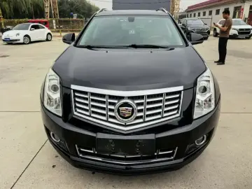 2015 Cadillac SRX с пробегом 142 000 км