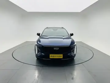 2023 Cadillac GT4 с пробегом 200 км