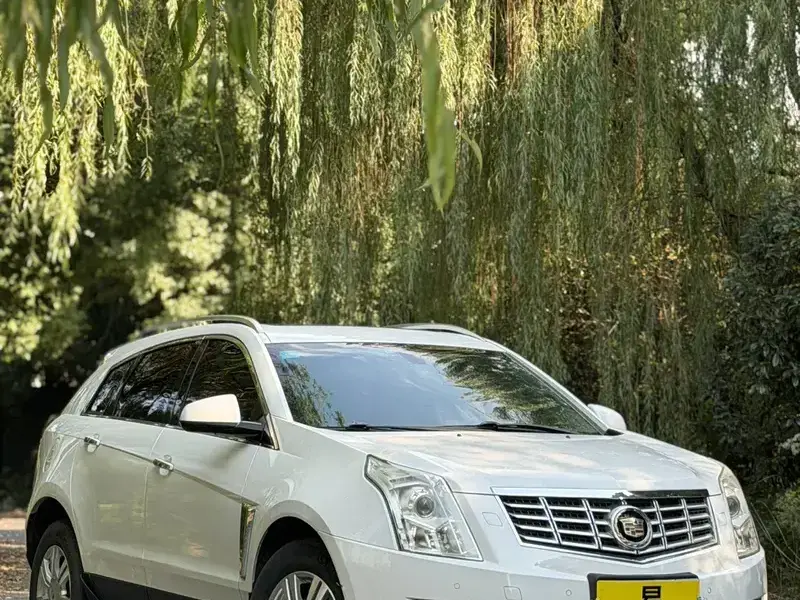 2014 Cadillac SRX с пробегом 173 000 км