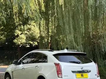 2014 Cadillac SRX с пробегом 173 000 км