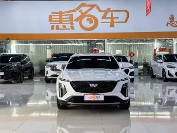 2023 Cadillac GT4 с пробегом 5 000 км