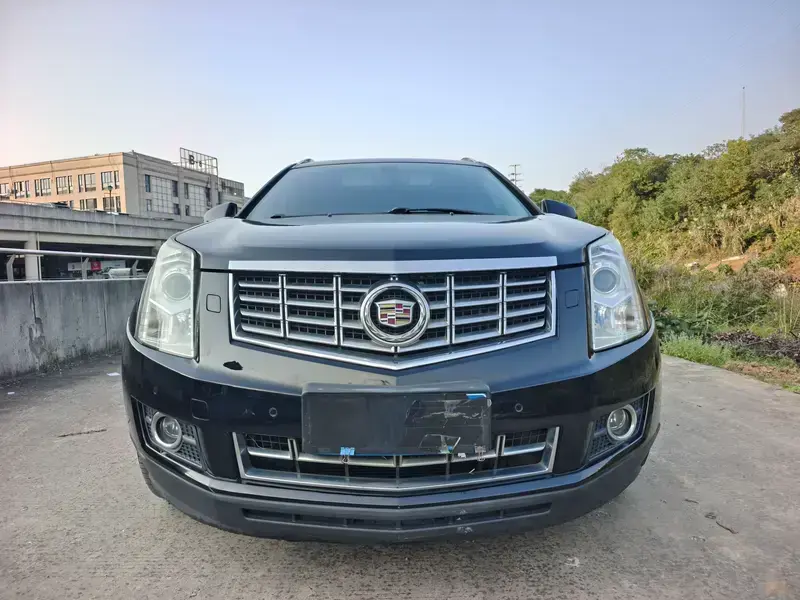 2013 Cadillac SRX с пробегом 137 000 км