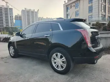 2013 Cadillac SRX с пробегом 137 000 км