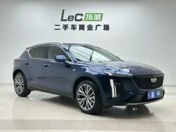 2023 Cadillac GT4 с пробегом 8 000 км