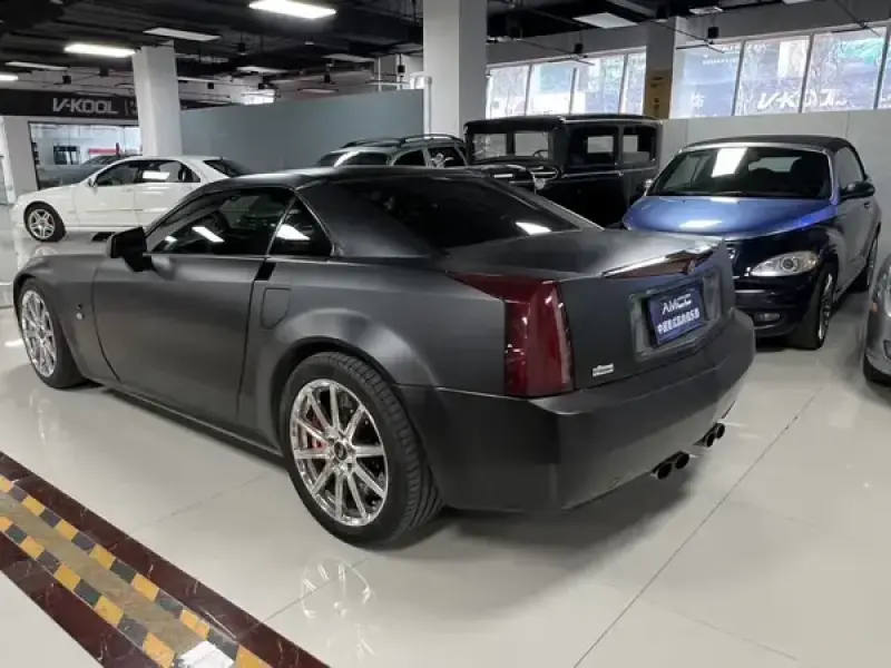 2005 Cadillac XLR с пробегом 65 000 км
