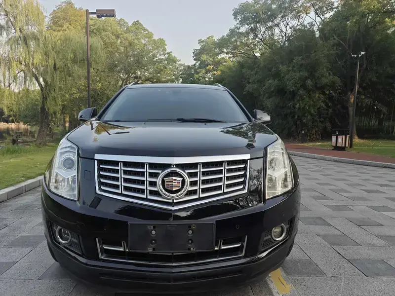 2015 Cadillac SRX с пробегом 120 000 км