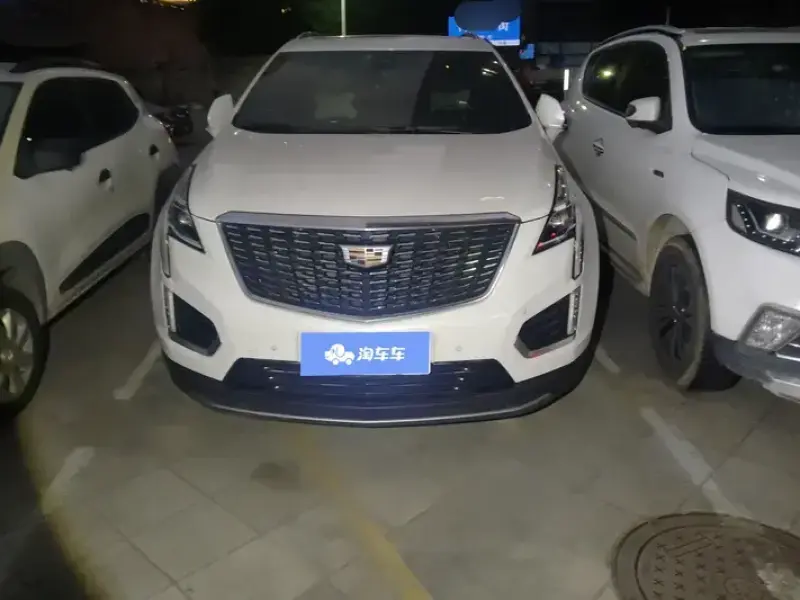 2021 Cadillac XT5 с пробегом 84 000 км