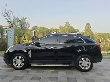 2015 Cadillac SRX с пробегом 120 000 км