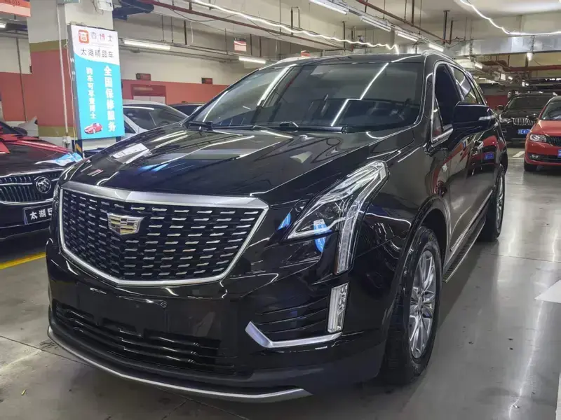 2020 Cadillac XT5 с пробегом 82 000 км