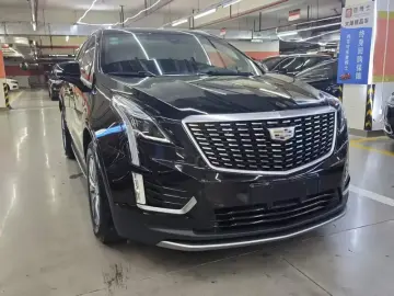 2020 Cadillac XT5 с пробегом 82 000 км