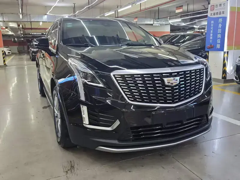 2020 Cadillac XT5 с пробегом 82 000 км