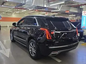 2020 Cadillac XT5 с пробегом 82 000 км