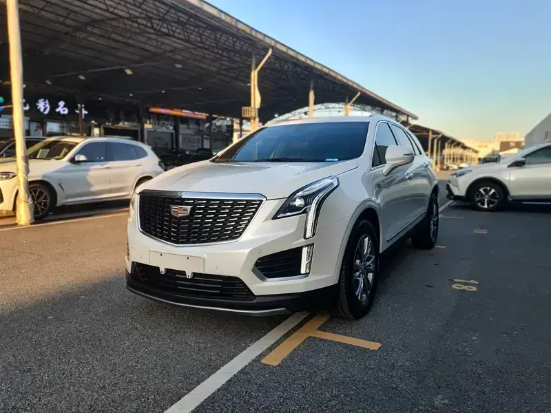 2020 Cadillac XT5 с пробегом 143 100 км