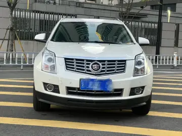 2015 Cadillac SRX с пробегом 120 000 км
