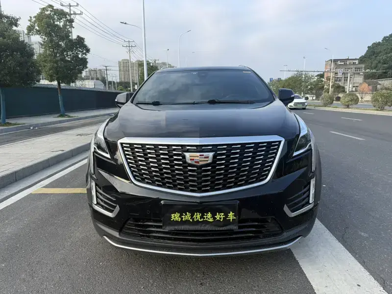 2020 Cadillac XT5 с пробегом 80 000 км