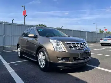 2014 Cadillac SRX с пробегом 130 000 км