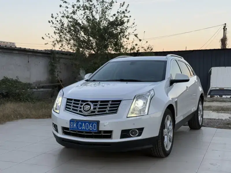 2014 Cadillac SRX с пробегом 65 000 км