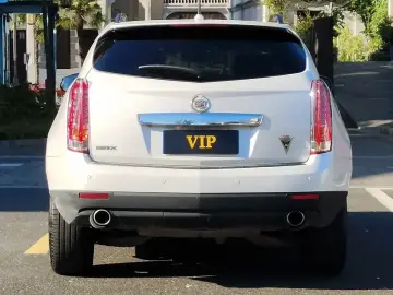 2014 Cadillac SRX с пробегом 125 000 км