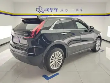 2024 Cadillac XT4 с пробегом 30 000 км