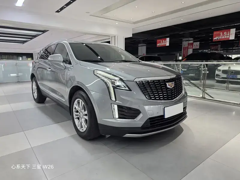 2023 Cadillac XT5 с пробегом 19 000 км