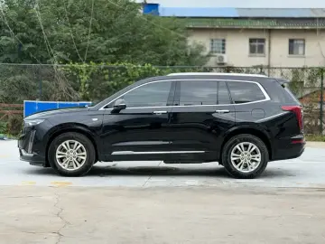 2020 Cadillac XT6 с пробегом 88 000 км