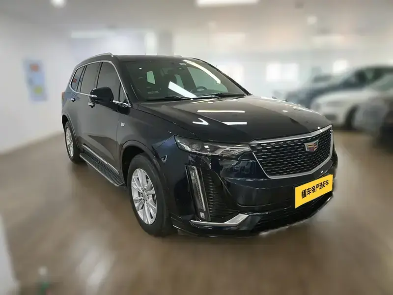 2020 Cadillac XT6 с пробегом 83 400 км