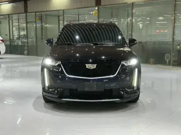 2020 Cadillac XT6 с пробегом 100 000 км
