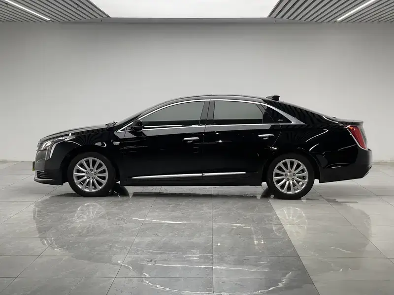 2018 Cadillac XTS с пробегом 72 800 км