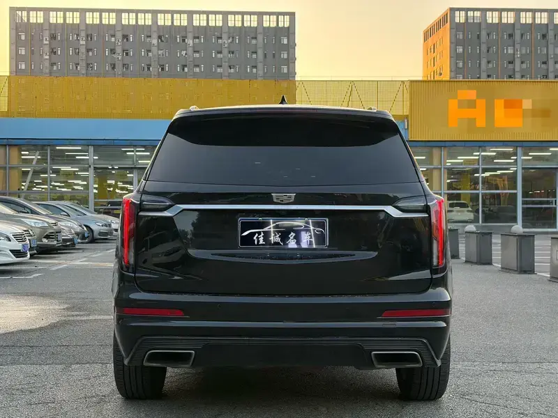 2020 Cadillac XT6 с пробегом 74 800 км