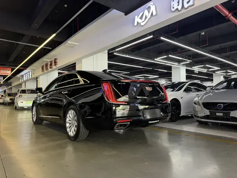 2018 Cadillac XTS с пробегом 80 000 км