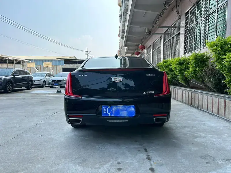 2018 Cadillac XTS с пробегом 90 000 км