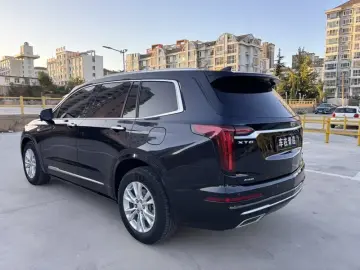 2020 Cadillac XT6 с пробегом 82 100 км