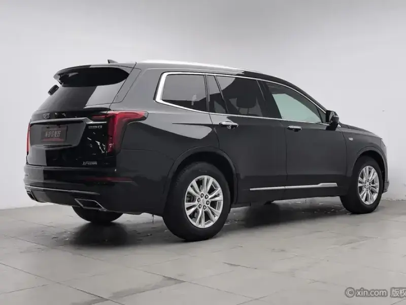 2020 Cadillac XT6 с пробегом 96 200 км