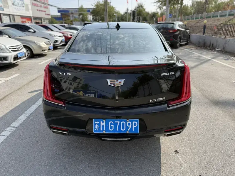 2018 Cadillac XTS с пробегом 100 000 км