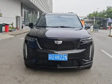 2023 Cadillac XT6 с пробегом 5 000 км