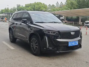 2023 Cadillac XT6 с пробегом 5 000 км