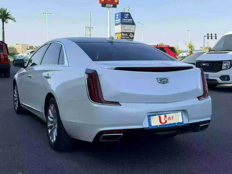 2018 Cadillac XTS с пробегом 90 000 км